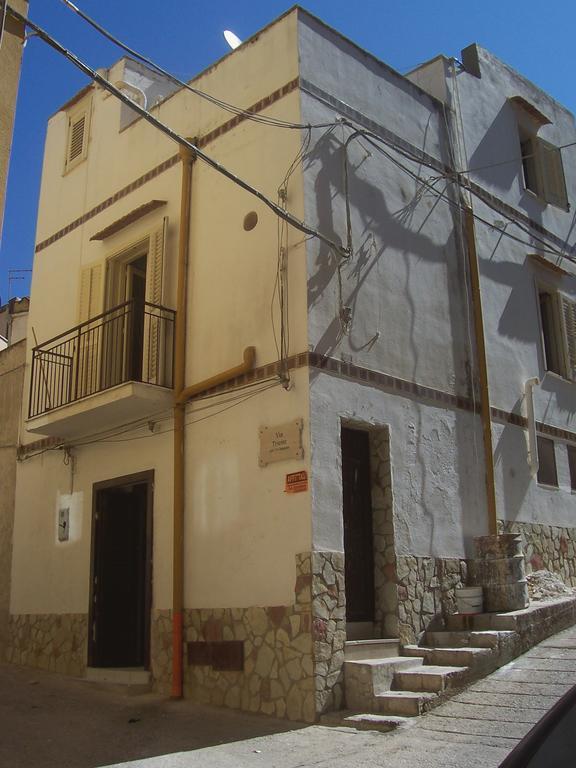 קאסטלמארה דל גולפו Don Vito'S Apartments מראה חיצוני תמונה