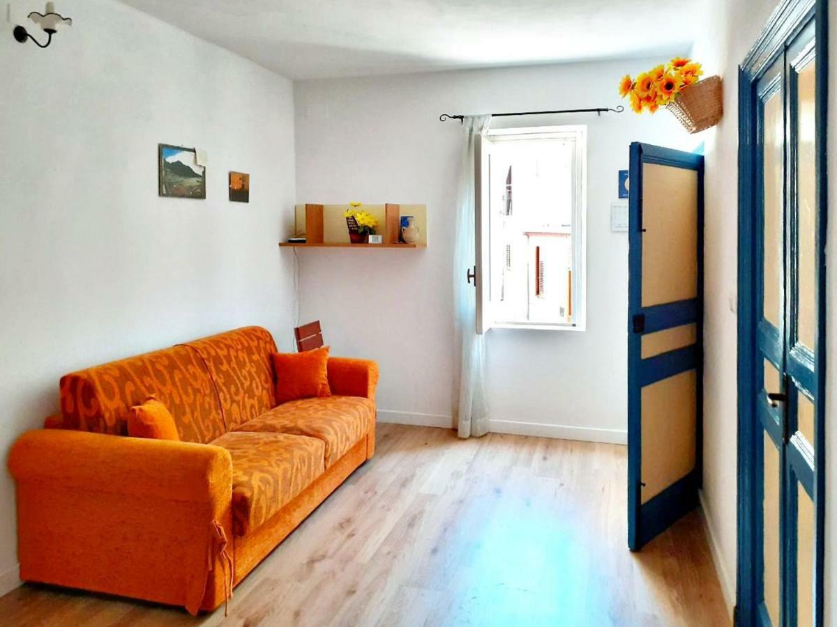 קאסטלמארה דל גולפו Don Vito'S Apartments מראה חיצוני תמונה